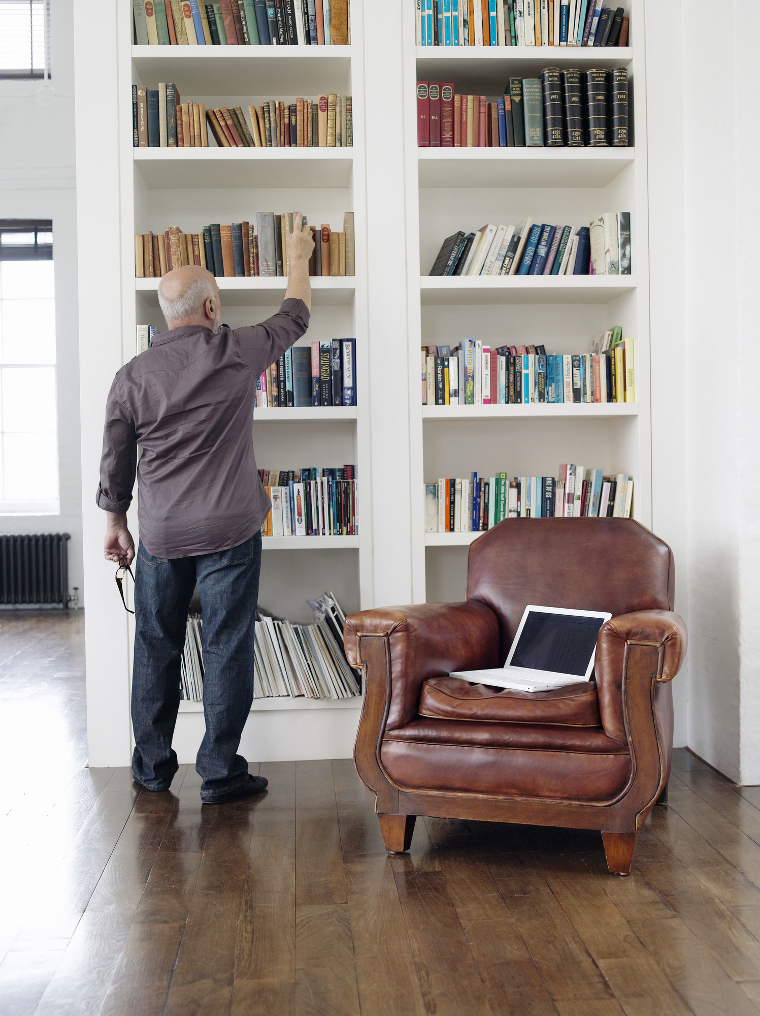 Affordable hardwood floor sanding and refinishing