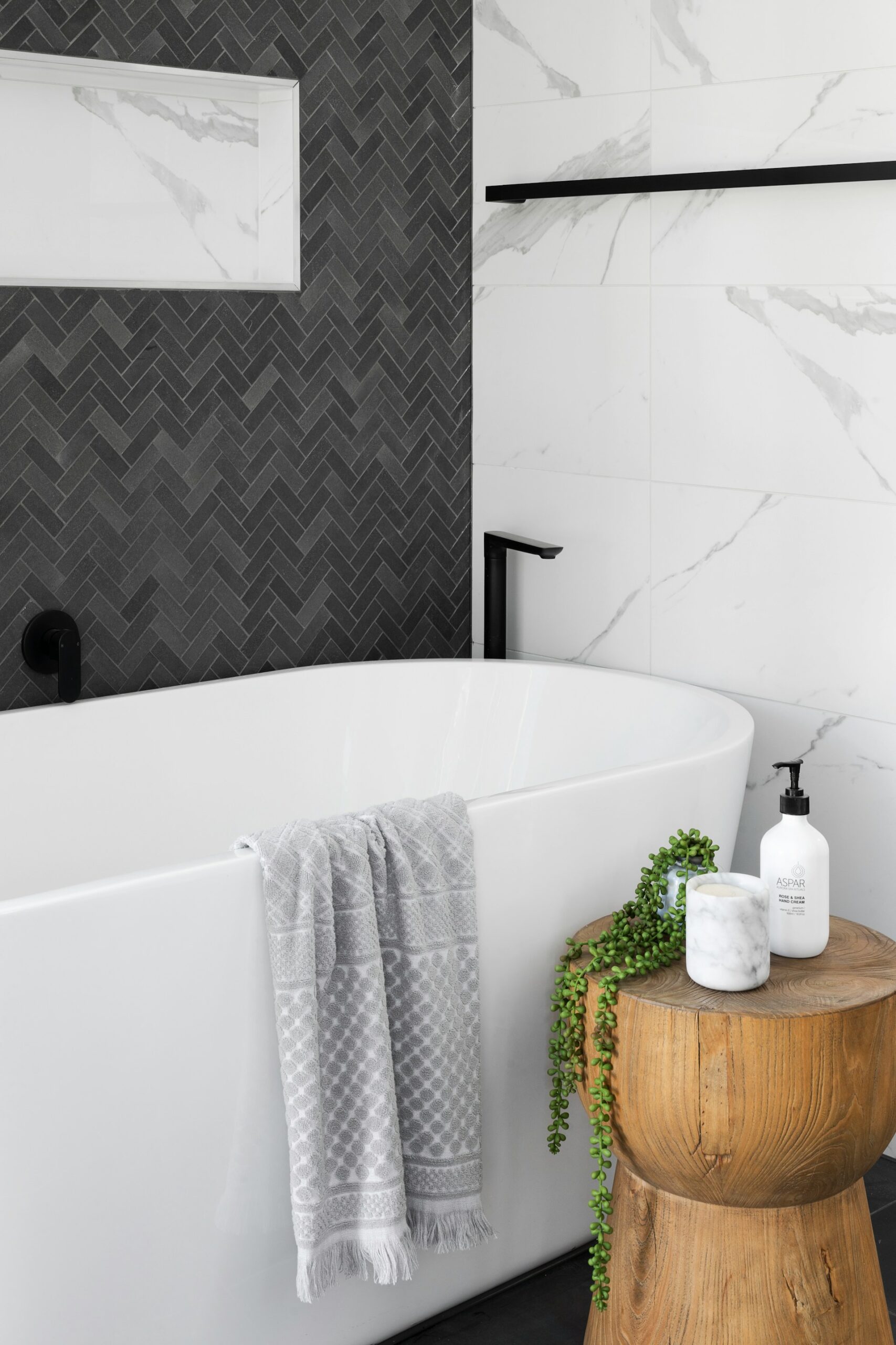 Waterproof tile backsplash for bathrooms